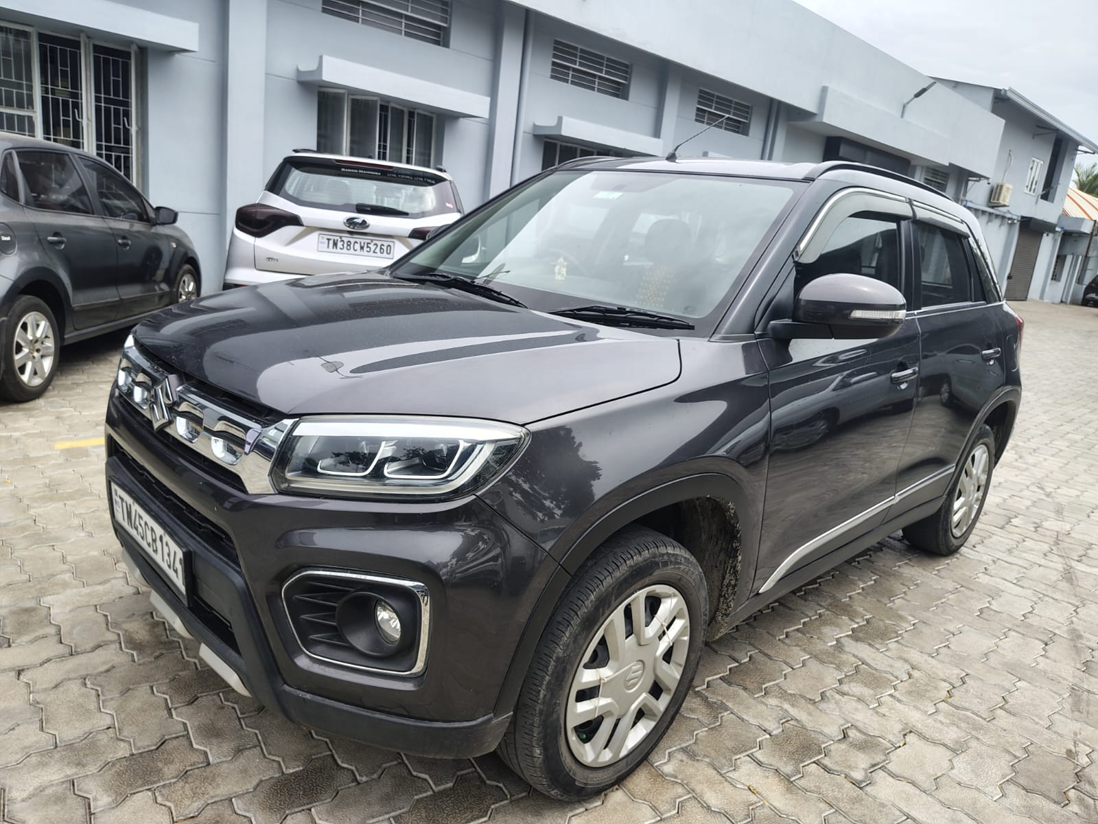 Maruti Suzuki Brezza Vxi